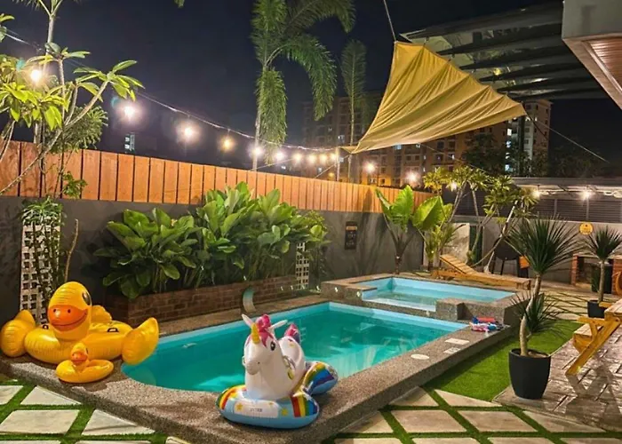 D\'Santai Guesthouz With Luxurious Private Pool For Islamic